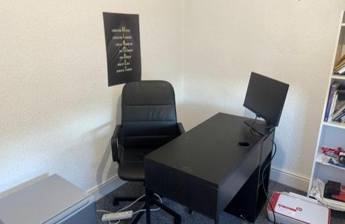 Newcastle-upon-Tyne Apartment | Hillside Home
