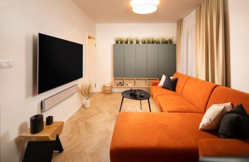 Dolny Kubin Apartment | Experience Hillside Kubínska Hoľa - Bird's Eye View Retreat