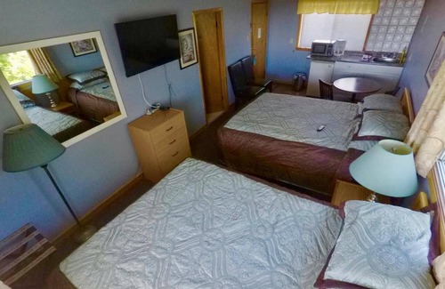 Saint John Hotel | Budget-Friendly Hillside Motel with Family Amenities