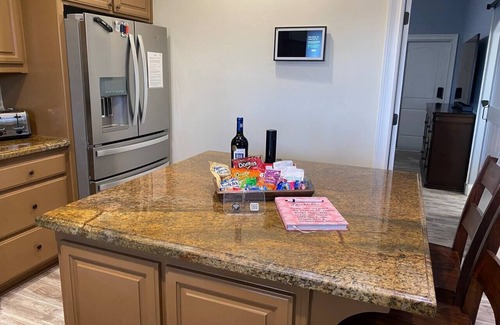 Arroyo Grande House | Scenic Hillside Retreat with Hot Tub & Pet-Friendly Perks