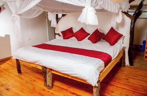 Kimana Hotel | Hillstone Safari Lodge