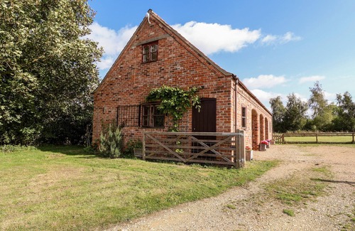 Leadenham Cottage | Hilltop Barn