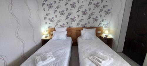Kutaisi House | Top-Rated HillTOP Kutaisi: Family-Friendly & Breakfast Included