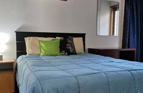 Titirangi House | Hilltop Holiday Home with Breathtaking Views and Pet-Friendly Amenities