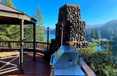 Lakeside House | Hilltop House: Lakefront Retreat with Incredible Views
