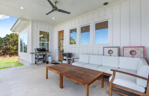 Johnson City House | Hilltop House