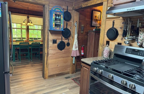 Ellijay Cabin | Experience Hilltop Retreat at Misty Morning Lake Resort