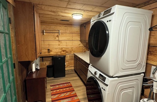 Ellijay Cabin | Experience Hilltop Retreat at Misty Morning Lake Resort