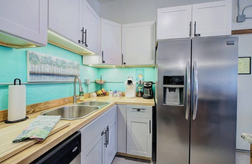 Cartersville Apartment | Hilltop Terrace: Pet-Friendly Apartment Near I-75
