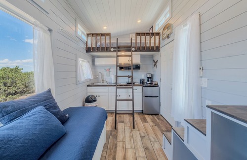 Panguitch Apartment | Hilltop Tiny Home (Panguitch Utah)
