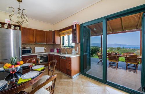 Kontomari Villa | Idyllic Hilltop Villa Kontomari - 4-Star Guest Rated 10/10