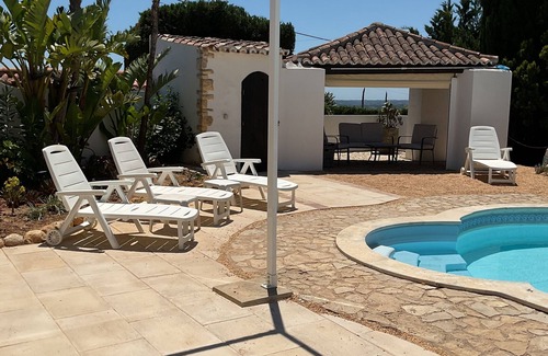 Silves Villa | Hilltop Villa with Ocean Views, Pool & 9.8/10 Guest Rating