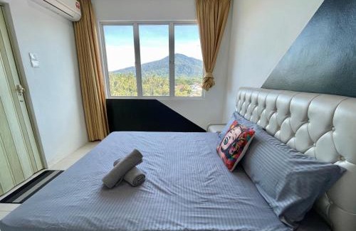 Kuah Apartment | Relax at Hillview Cube with Rooftop Pool & Ocean Views