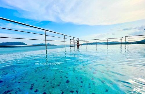 Kuah Apartment | Relax at Hillview Cube with Rooftop Pool & Ocean Views