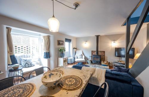 Brancaster Staithe House | Family-Friendly Retreat at Hillview Lodge with Pet Perks