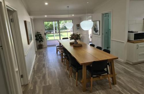 Bright House | Exceptional Hillview on Delany: Family-Friendly Getaway