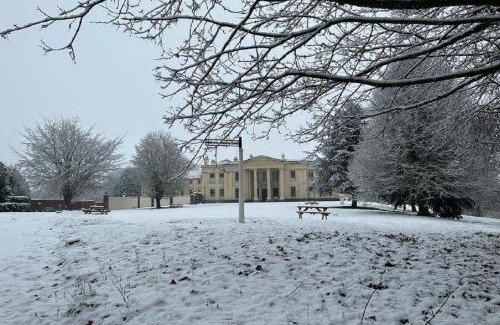 Monmouth Bed & Breakfast | Hilston Park