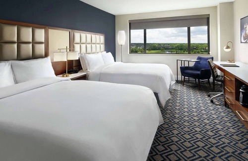 Oak Brook Resort | Elegant Hilton Chicago/Oak Brook Hills Resort & Conference