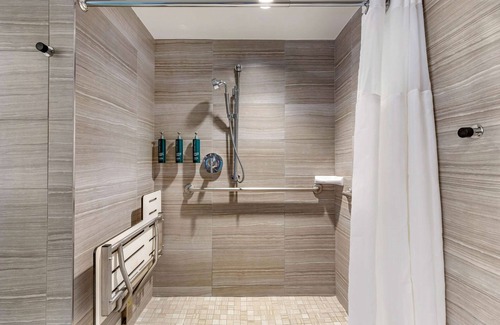 West End Hotel | Premier Stay at Hilton Club The District in Washington D.C.