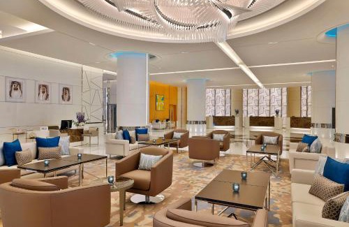 Palm Jumeirah Resort | Beautiful Hilton Dubai Palm Jumeirah - 5-Star Excellence