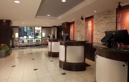 Downtown Austin Hotel | Discover Hilton Garden Inn Austin Downtown with Pool & Views