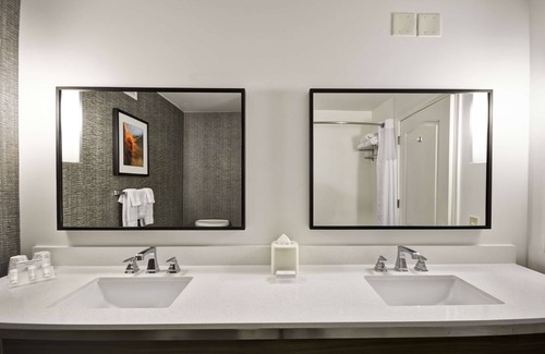 Round Rock Hotel | Discover Hilton Garden Inn Austin/Round Rock with Pool & Spa