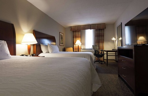 Bangor Hotel | Discover Comfort at Hilton Garden Inn Bangor with Pool & Spa