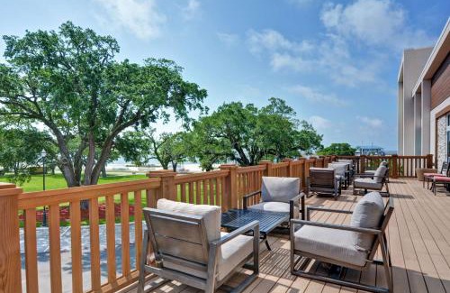 Biloxi Hotel | Relax at Hilton Garden Inn Biloxi with Oceanfront Views