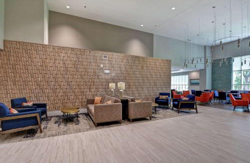 Biloxi Hotel | Relax at Hilton Garden Inn Biloxi with Oceanfront Views