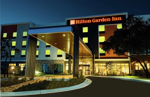 McNeil Hotel | Discover the Hilton Garden Inn Cedar Park Austin Getaway