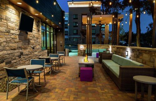 McNeil Hotel | Discover the Hilton Garden Inn Cedar Park Austin Getaway