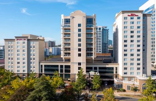 Second Ward Hotel | Pet-Friendly Hilton Garden Inn Charlotte Uptown Awaits You