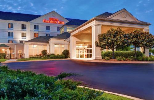 Conway Hotel | Relax at Hilton Garden Inn Conway with Family-Friendly Amenities