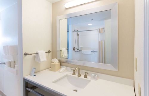 Daytona Beach Hotel | Relaxing Retreat at Hilton Garden Inn Daytona Beach Airport