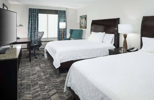 Dothan Hotel | Relaxing Hilton Garden Inn Dothan with Pool and Spa