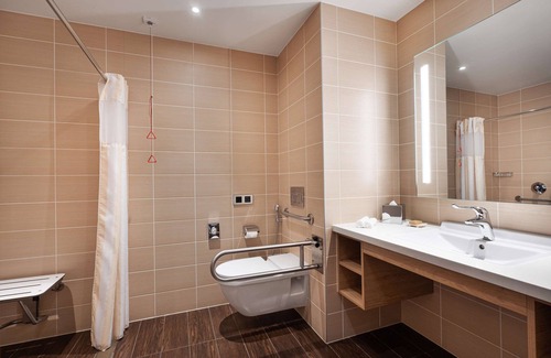 Al Barsha 1 Hotel | Elegant Hilton Garden Inn Dubai with Ocean View & Spa