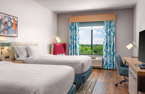 Grapevine Hotel | Eco-Friendly Stay at Hilton Garden Inn Grapevine