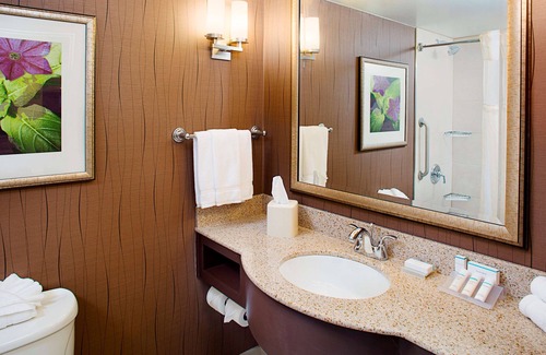 Windsor Hotel | Comfortable Stay at Hilton Garden Inn Hartford North