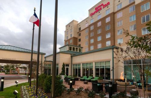 Fairbanks Hotel | Pet-Friendly Retreat at Hilton Garden Inn Houston NW