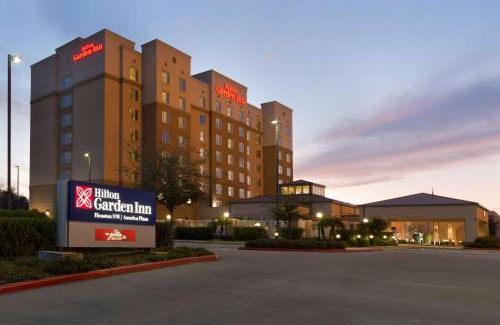 Fairbanks Hotel | Pet-Friendly Retreat at Hilton Garden Inn Houston NW