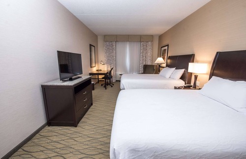 Indiana Hotel | Discover Comfort at Hilton Garden Inn Indiana with Pool & Dining