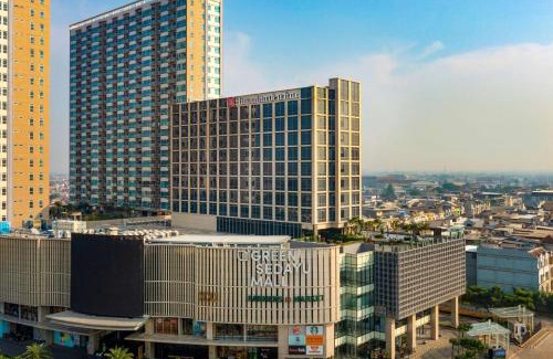 Jakarta Hotel | Discover Hilton Garden Inn Jakarta Taman Palem's Ocean View Retreat