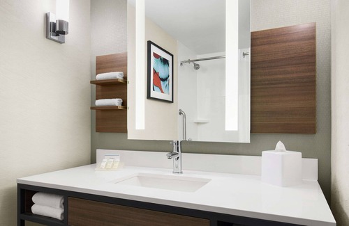 Whitney Ranch Hotel | Guest Approved Hilton Garden Inn Las Vegas/Henderson Stay