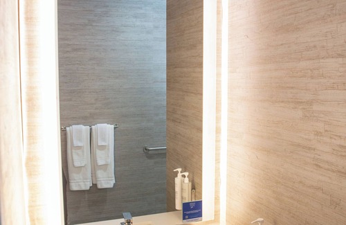 Montebello Hotel | Elegant Retreat at Hilton Garden Inn Los Angeles Montebello
