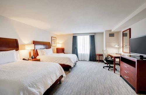Milwaukee Hotel | Guest Rated 9.4: Hilton Garden Inn Milwaukee Airport Stay