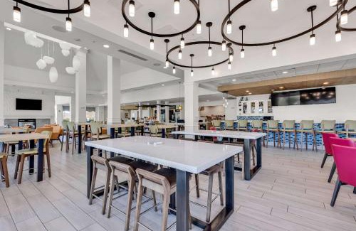 Myrtle Beach Hotel | Discover Hilton Garden Inn Myrtle Beach with Oceanfront Views