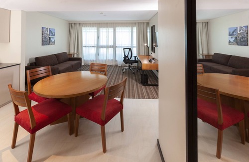 Neuquen Hotel | Welcoming Hilton Garden Inn Neuquen with Spa & Family Amenities