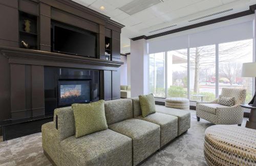Norman Hotel | Pet-Friendly Retreat at Hilton Garden Inn Norman