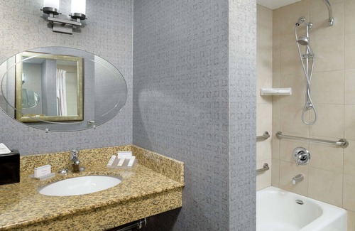 Deer Valley Hotel | Relax at Hilton Garden Inn Phoenix North Happy Valley