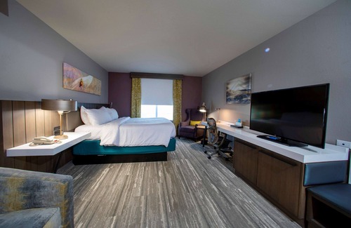 Rapid City Hotel | Highly Rated Hilton Garden Inn Rapid City with Pool & Spa